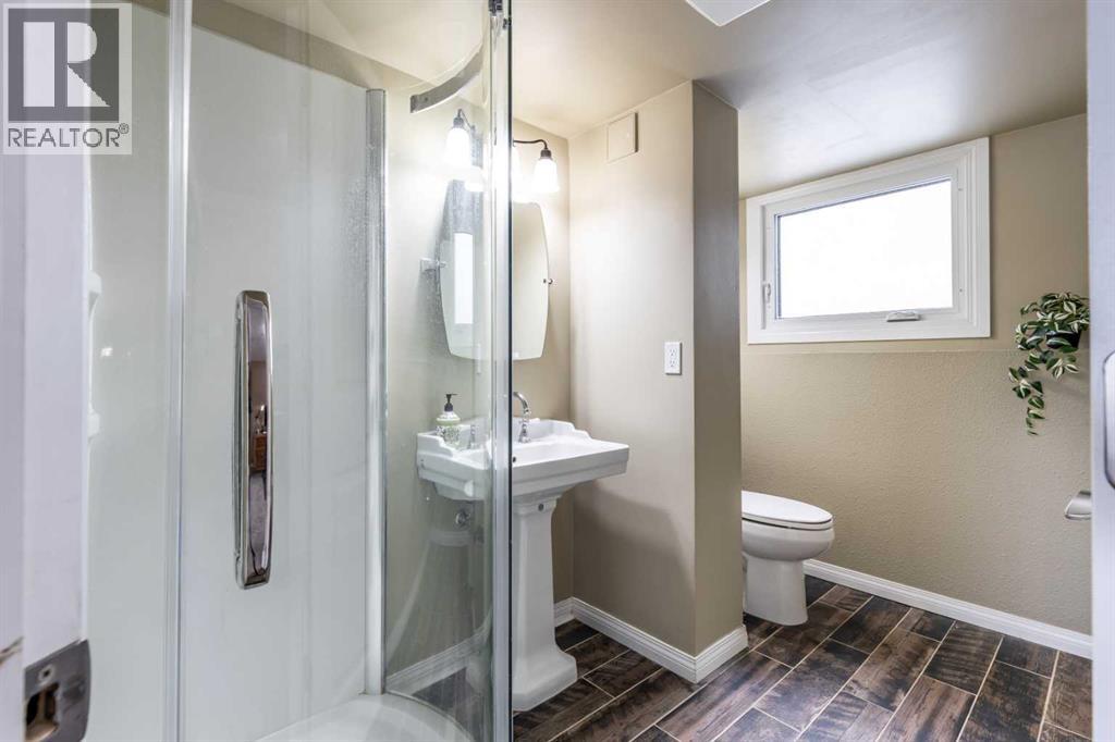 2385 12 Avenue Se, Medicine Hat, Alberta  T1B 1Y8 - Photo 37 - A2292883