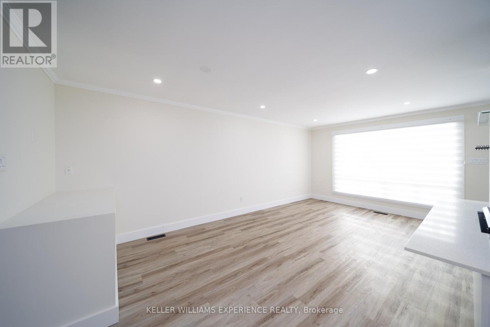 98 Cundles Road E, Barrie, Ontario  L4M 2Z9 - Photo 11 - S12873102