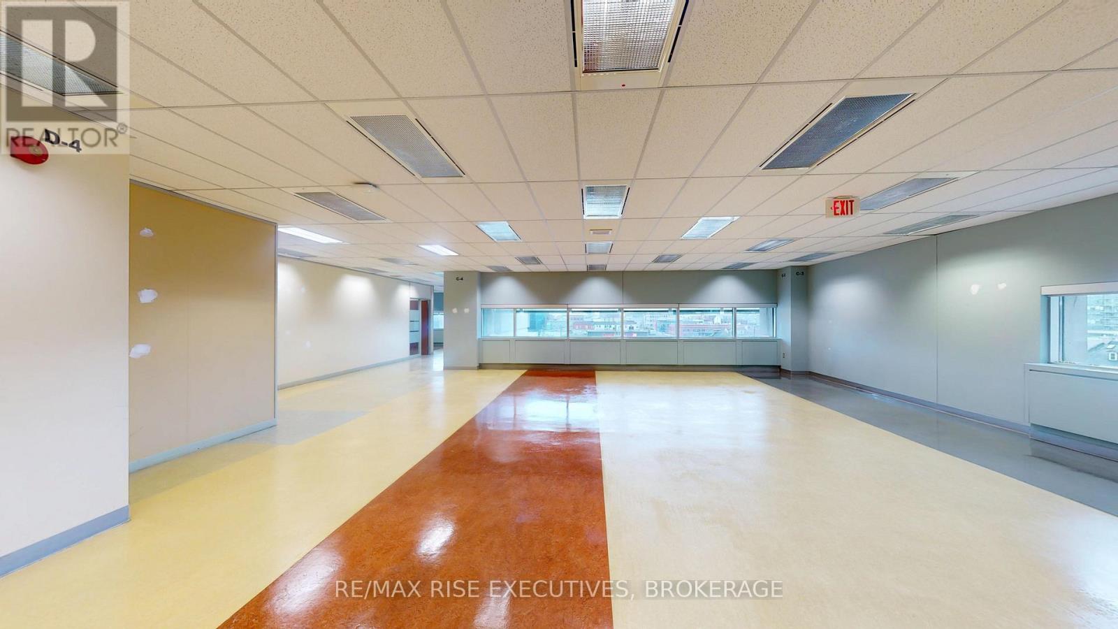 505 - 49 Place D' Armes, Kingston (East Of Sir John A. Blvd), Ontario  K7K 6E1 - Photo 11 - X12823404