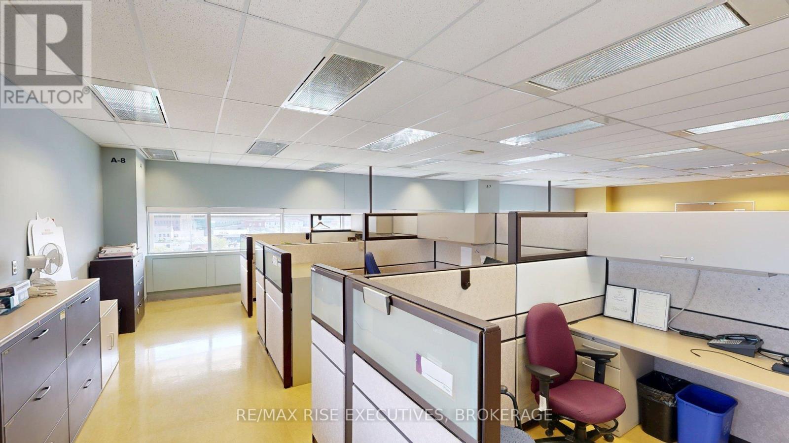 505 - 49 Place D' Armes, Kingston (East Of Sir John A. Blvd), Ontario  K7K 6E1 - Photo 6 - X12823404