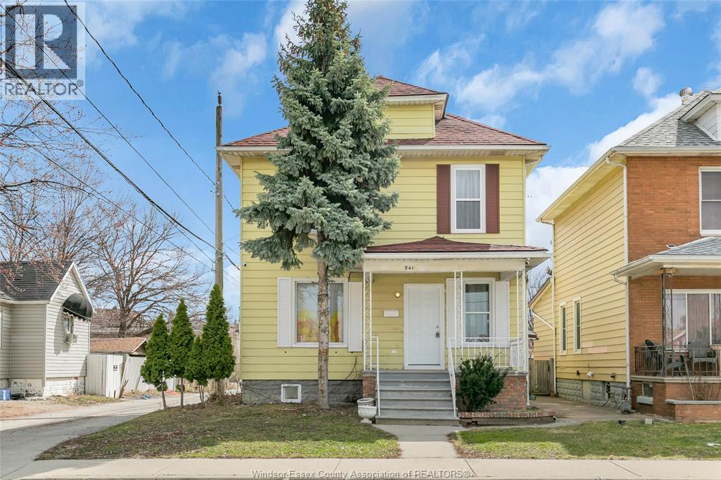 MLS# 26005312: 941 CATARAQUI, Windsor, Canada