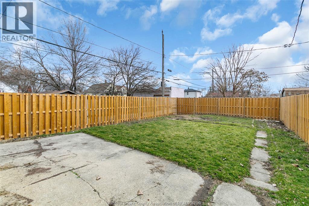 941 Cataraqui, Windsor, Ontario  N9A 3P7 - Photo 27 - 26005312
