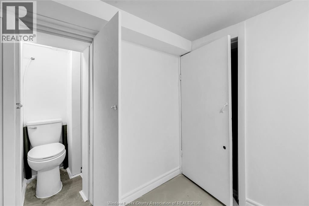 941 Cataraqui, Windsor, Ontario  N9A 3P7 - Photo 22 - 26005312