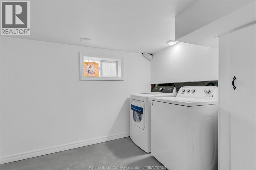 941 Cataraqui, Windsor, Ontario  N9A 3P7 - Photo 19 - 26005312