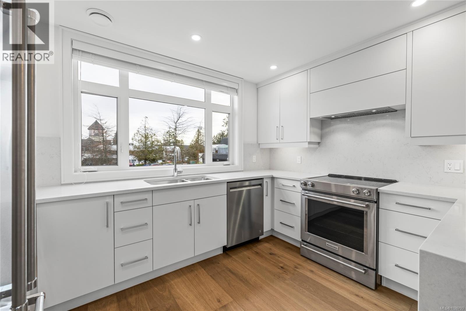 6 180 First Ave, Qualicum Beach, British Columbia  V9K 1H1 - Photo 12 - 1028793