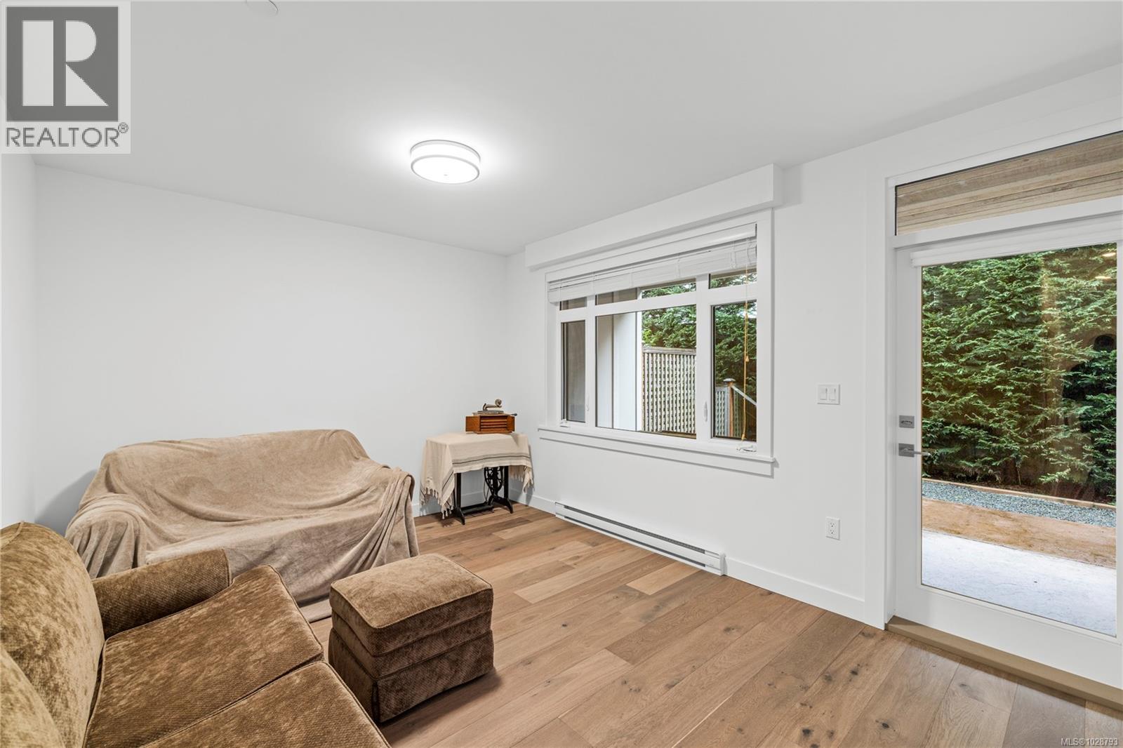 6 180 First Ave, Qualicum Beach, British Columbia  V9K 1H1 - Photo 6 - 1028793