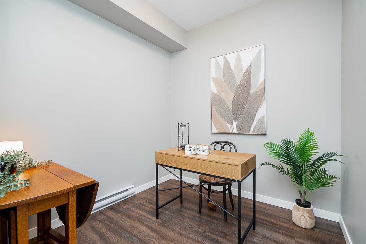 301 6490 194 Street, Surrey, British Columbia  V4N 6J9 - Photo 11 - R3099522