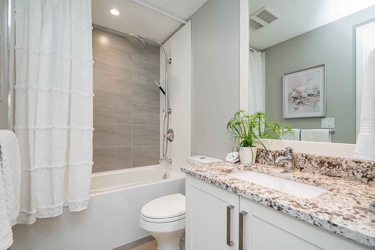 301 6490 194 Street, Surrey, British Columbia  V4N 6J9 - Photo 21 - R3099522