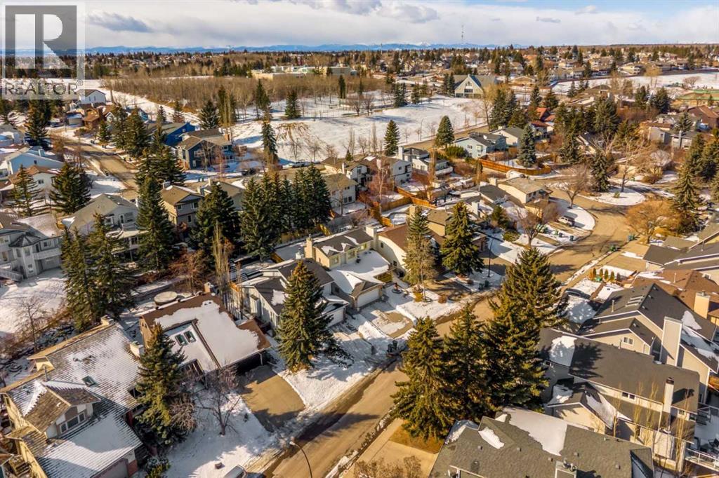 131 Stratton Crescent Sw, Calgary, Alberta  T3H 1T7 - Photo 29 - A2293052