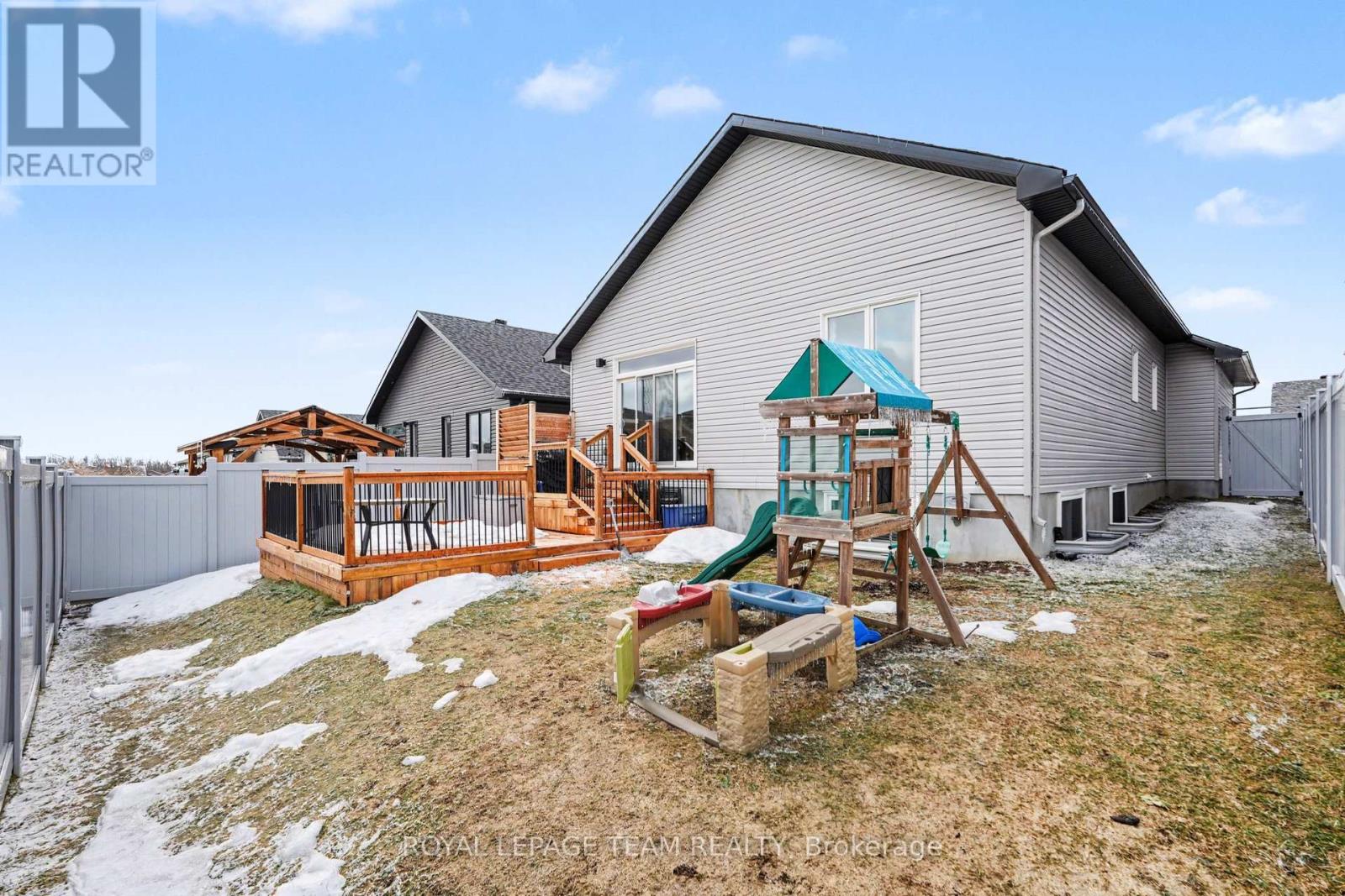 855 Reaume Street, Mississippi Mills, Ontario  K0A 1A0 - Photo 37 - X12881952