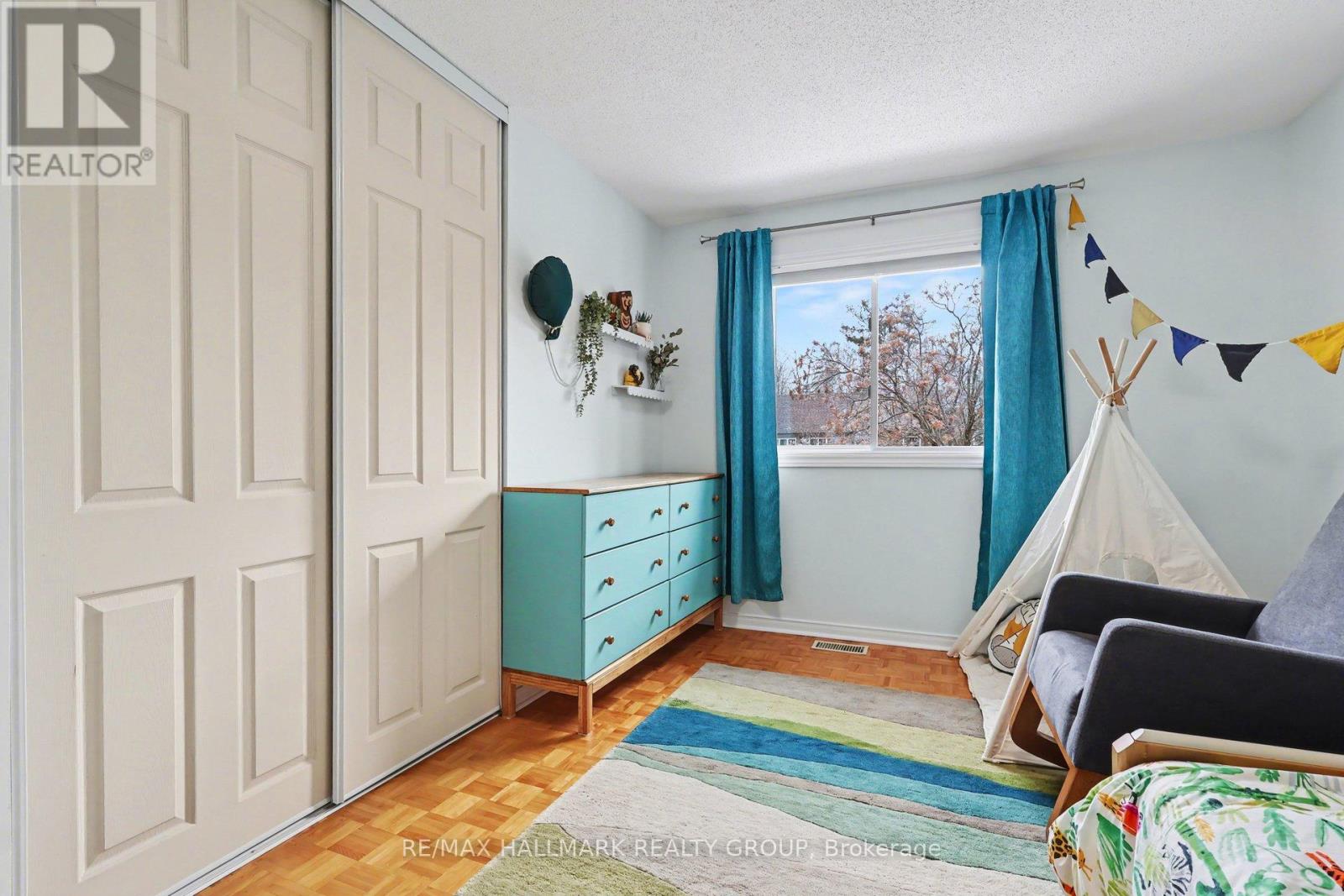 D - 77 Glen Park Drive, Ottawa, Ontario  K1B 3Z1 - Photo 20 - X12881984