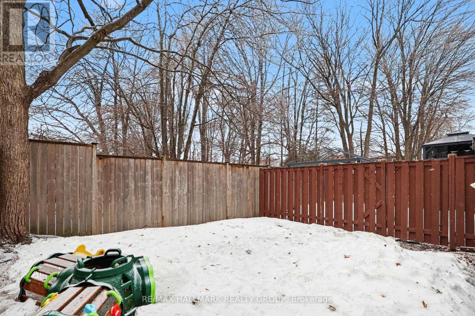 D - 77 Glen Park Drive, Ottawa, Ontario  K1B 3Z1 - Photo 28 - X12881984