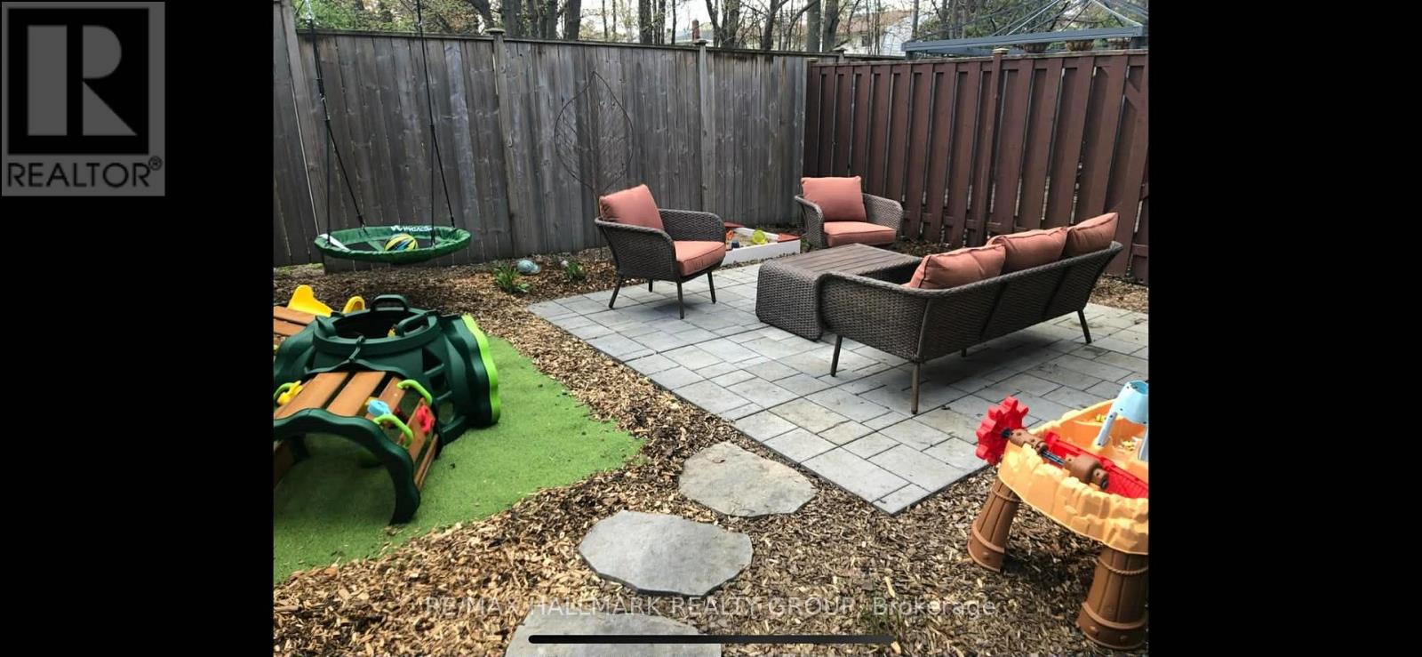 D - 77 Glen Park Drive, Ottawa, Ontario  K1B 3Z1 - Photo 32 - X12881984