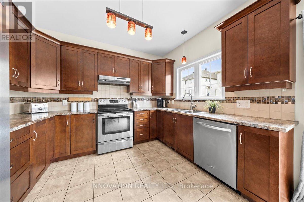 175 Chenoa Way, Ottawa, Ontario  K2J 0M4 - Photo 7 - X12882052