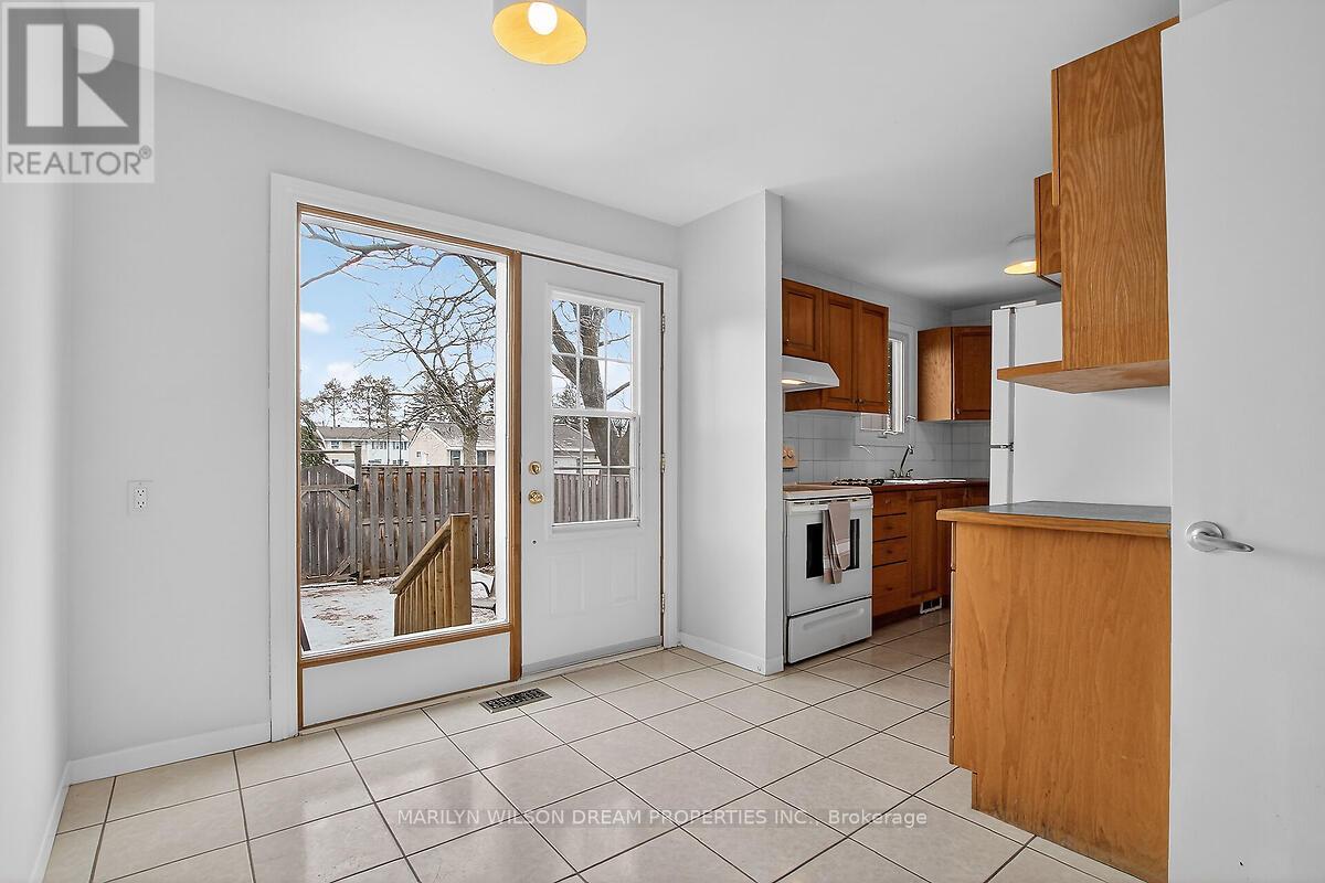 1377 Cahill Drive, Ottawa, Ontario  K1V 8V6 - Photo 12 - X12882072