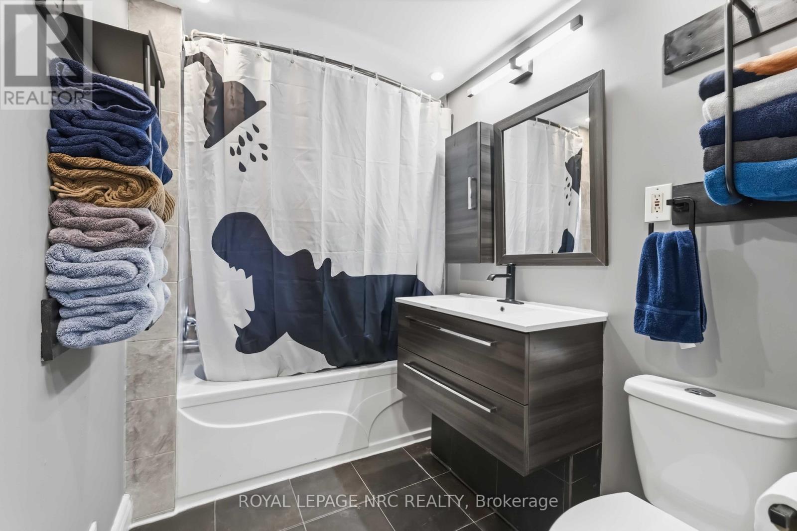 45 Shakespeare Avenue, St. Catharines, Ontario  L2R 6M8 - Photo 22 - X12882060