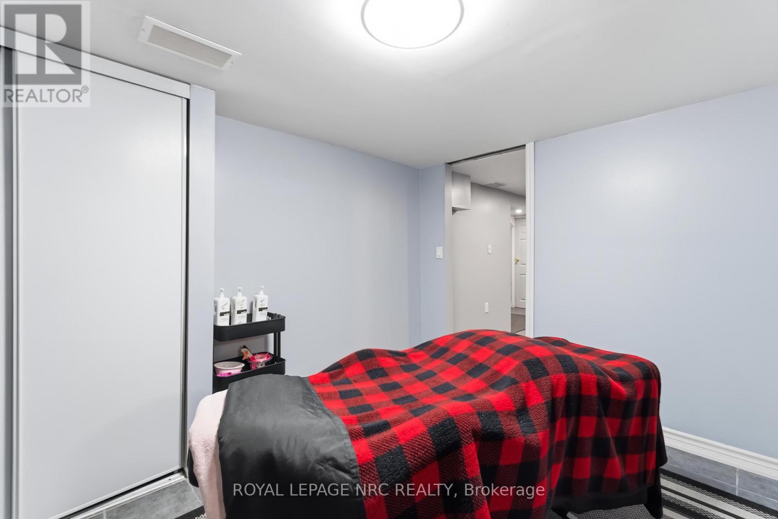 45 Shakespeare Avenue, St. Catharines, Ontario  L2R 6M8 - Photo 27 - X12882060