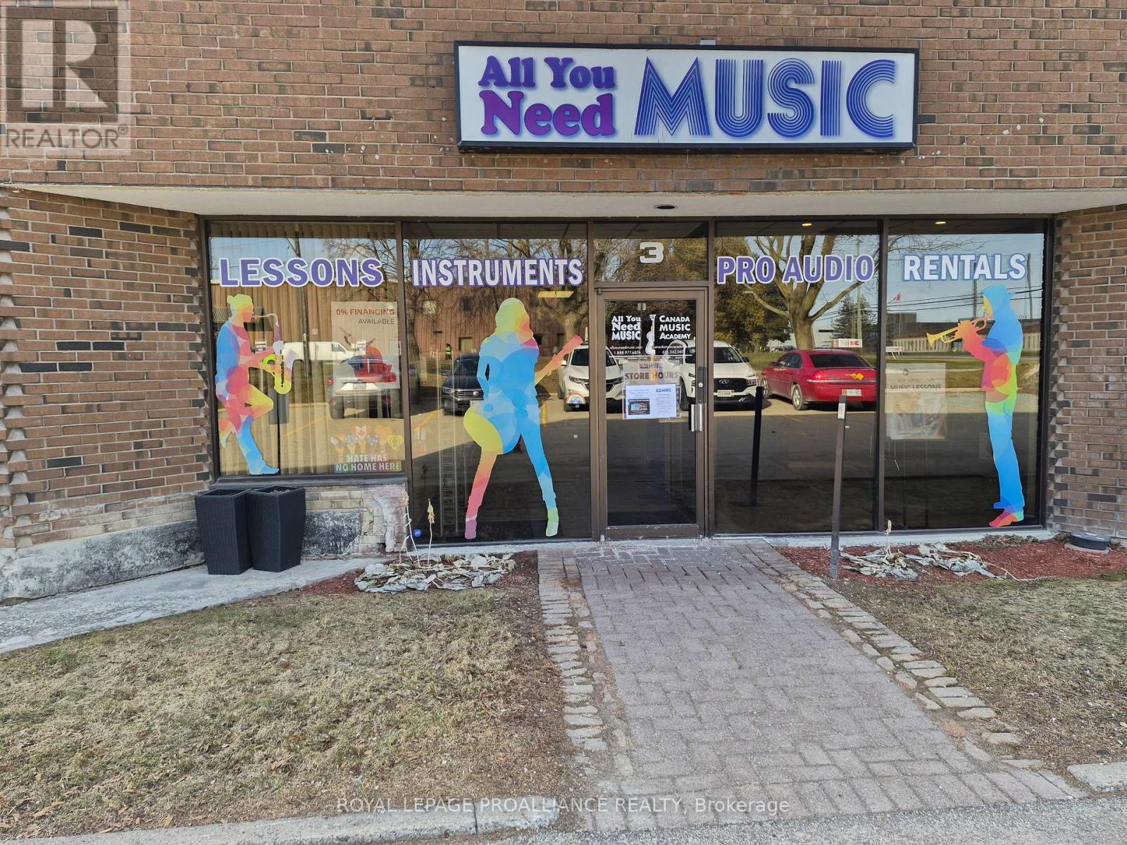 3 - 555 CALIFORNIA AVENUE, Brockville, Ontario