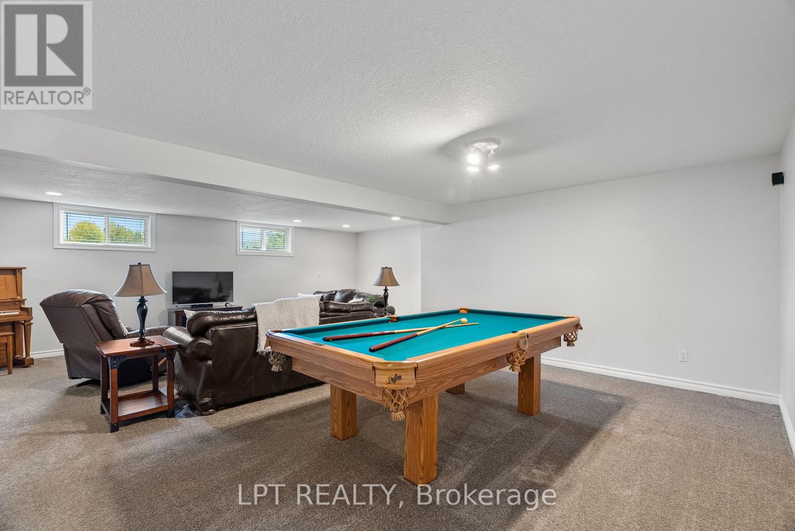 18 Durham Street, Newbury, Ontario  N0L 1Z0 - Photo 24 - X12878316