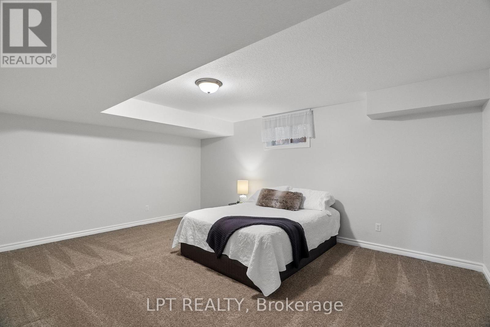 18 Durham Street, Newbury, Ontario  N0L 1Z0 - Photo 26 - X12878316