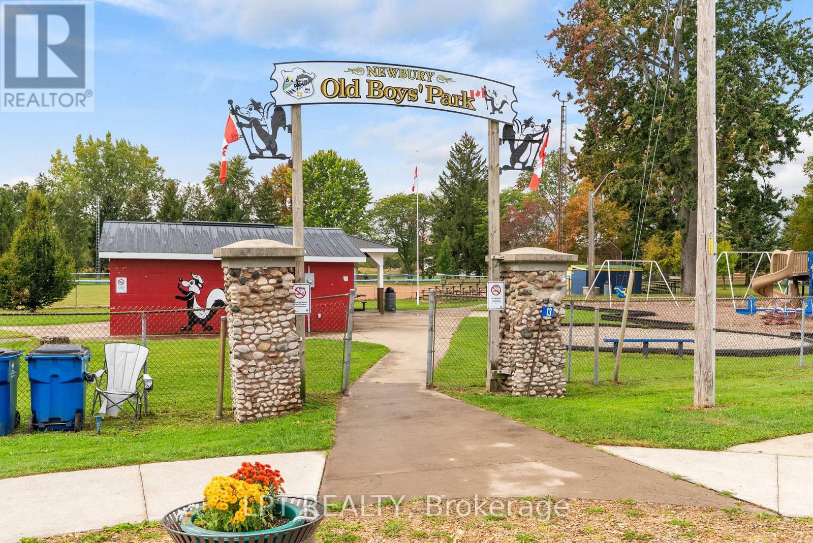 18 Durham Street, Newbury, Ontario  N0L 1Z0 - Photo 40 - X12878316