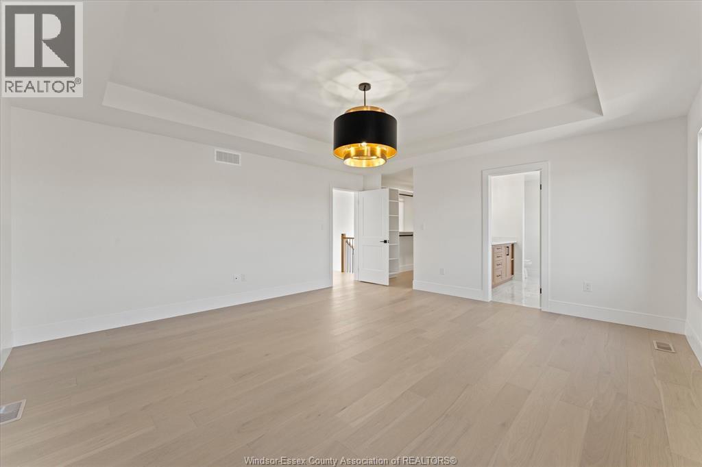 5225 Rafael, Tecumseh, Ontario  N0R 1K0 - Photo 31 - 26005363