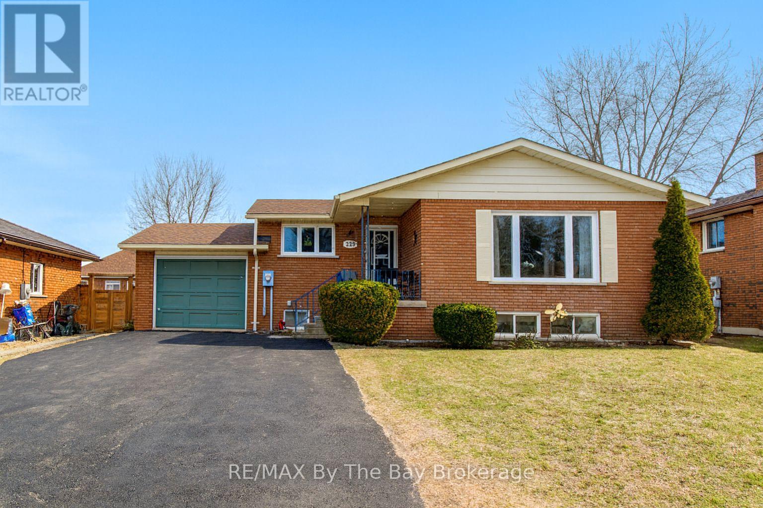 229 Datas Drive E, Clearview, Ontario  L0M 1S0 - Photo 38 - S12882000