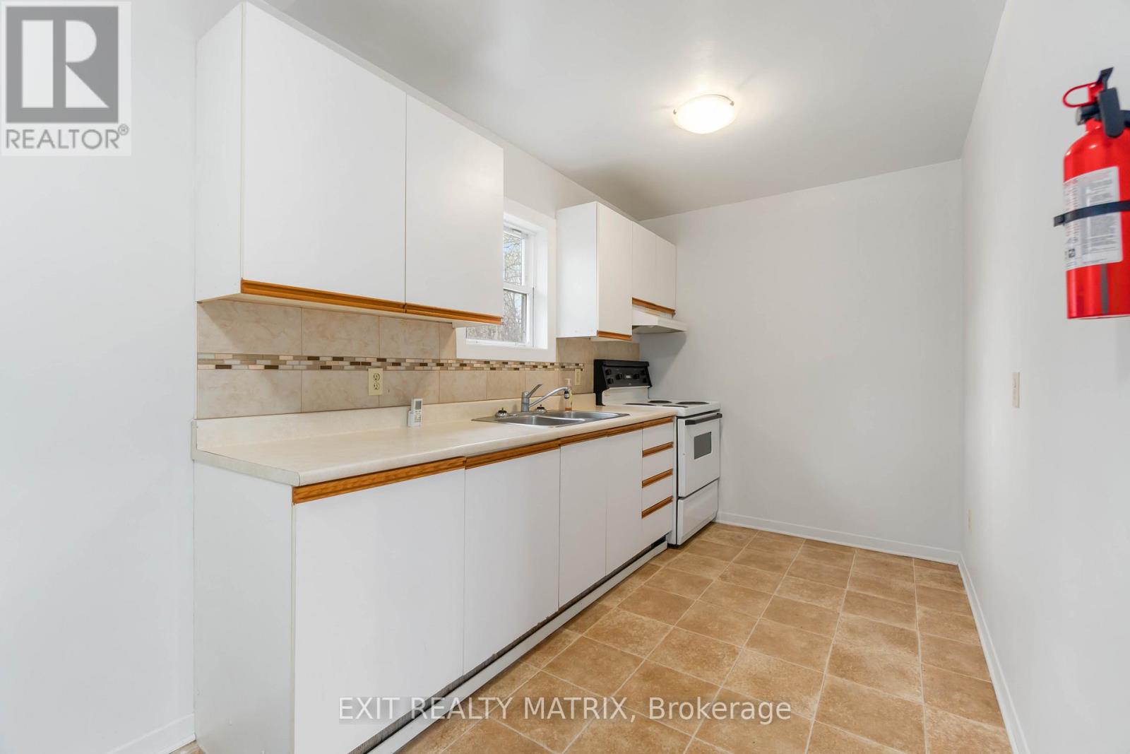 2 - 2039 County Rd 44 Road, Edwardsburgh/cardinal, Ontario  K0E 1X0 - Photo 4 - X12879906