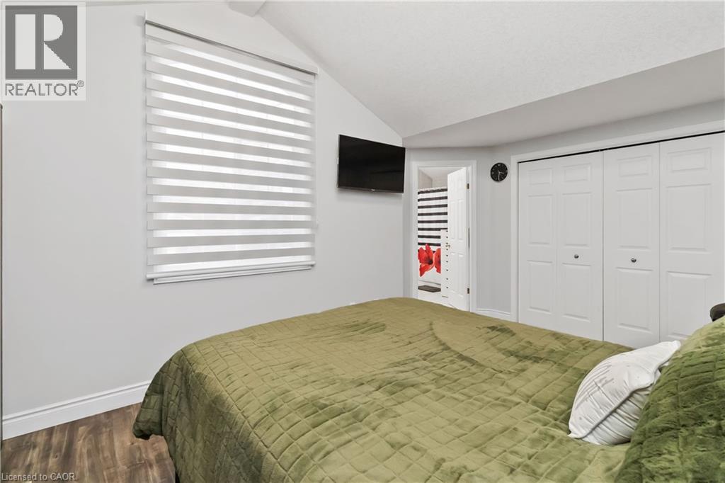 11 Bond Court, Guelph, Ontario  N1H 8N6 - Photo 24 - 40812112