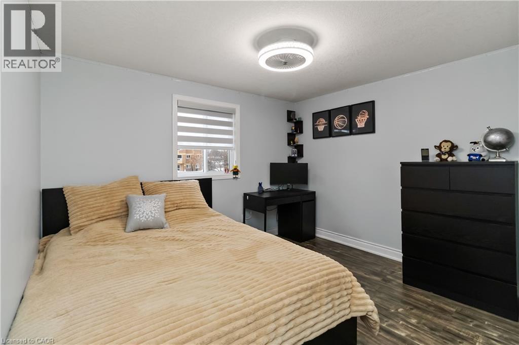 11 Bond Court, Guelph, Ontario  N1H 8N6 - Photo 32 - 40812112