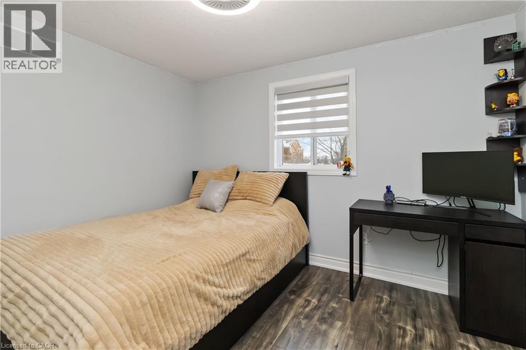 11 Bond Court, Guelph, Ontario  N1H 8N6 - Photo 34 - 40812112