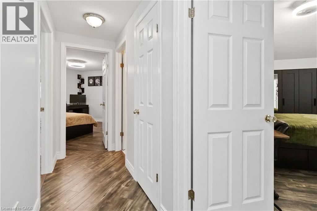 11 Bond Court, Guelph, Ontario  N1H 8N6 - Photo 35 - 40812112