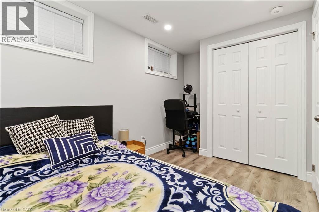 11 Bond Court, Guelph, Ontario  N1H 8N6 - Photo 37 - 40812112