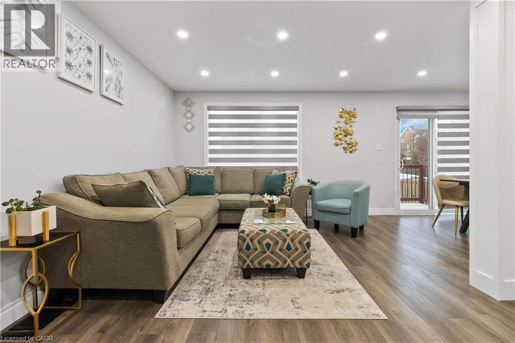 11 Bond Court, Guelph, Ontario  N1H 8N6 - Photo 9 - 40812112