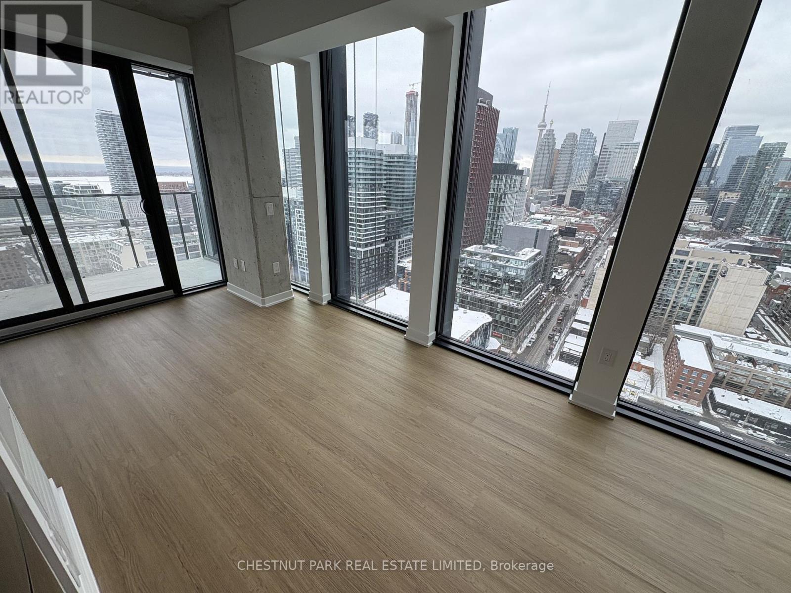 2604 - 284 KING STREET, Toronto, Ontario