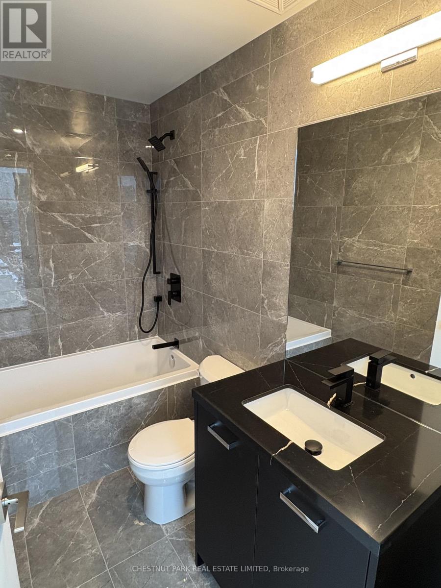 2604 - 284 King Street, Toronto, Ontario M5A 1K4 - Photo 13 - C12881894