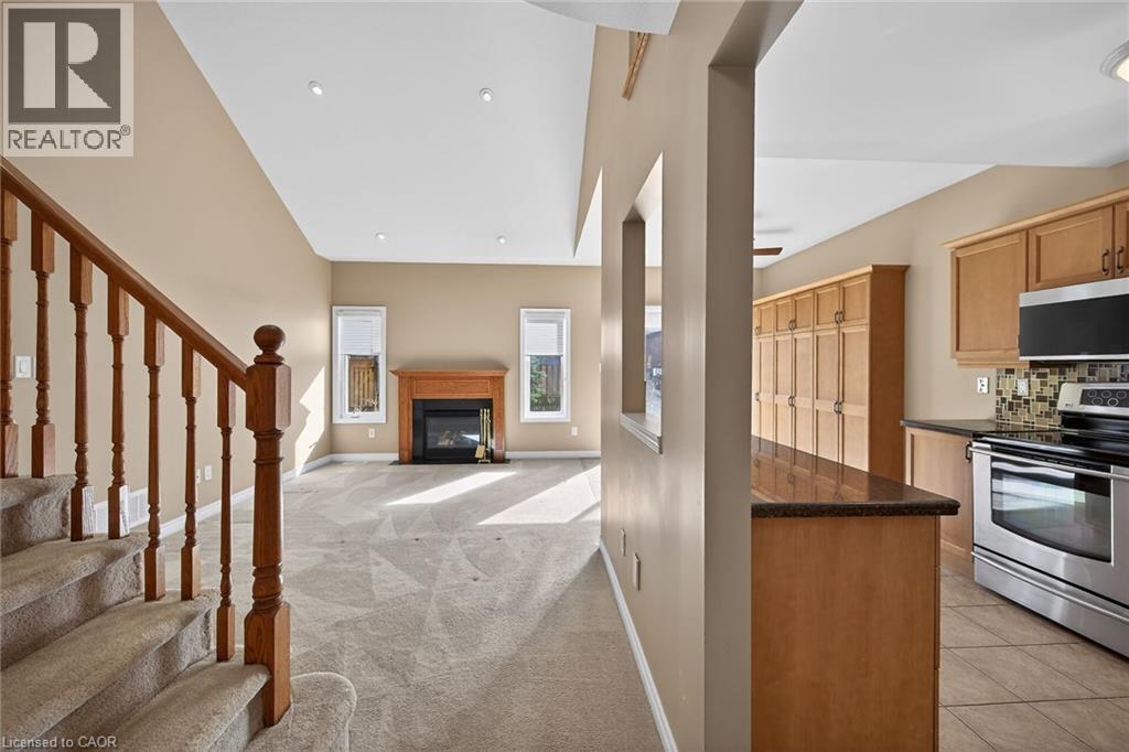 76 Abbotsford Trail, Glanbrook, Ontario  L9B 0A4 - Photo 9 - 40812096