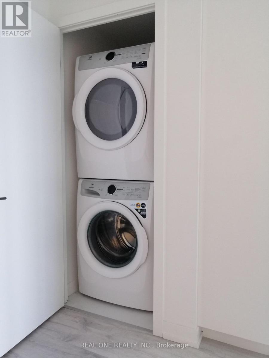 1903 - 8 Olympic Garden Drive, Toronto, Ontario M2M 0B9 - Photo 12 - C12881904