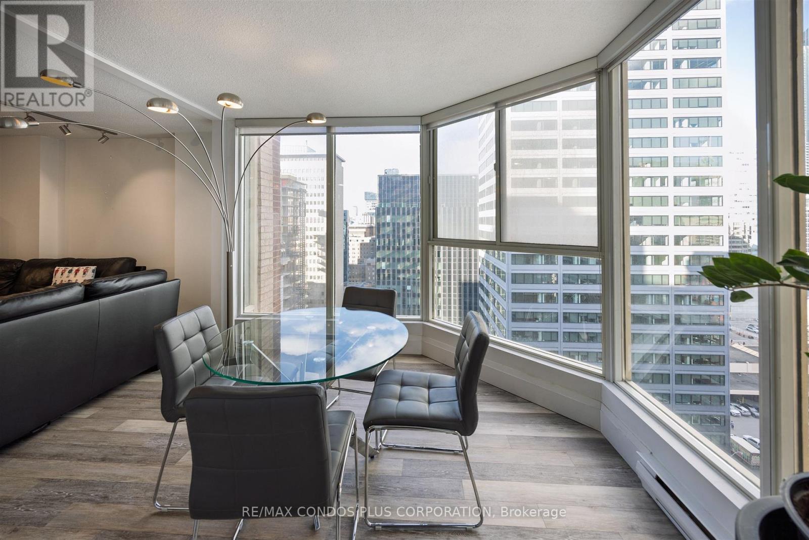 1807 - 55 Centre Avenue, Toronto, Ontario  M5G 1R4 - Photo 16 - C12881918