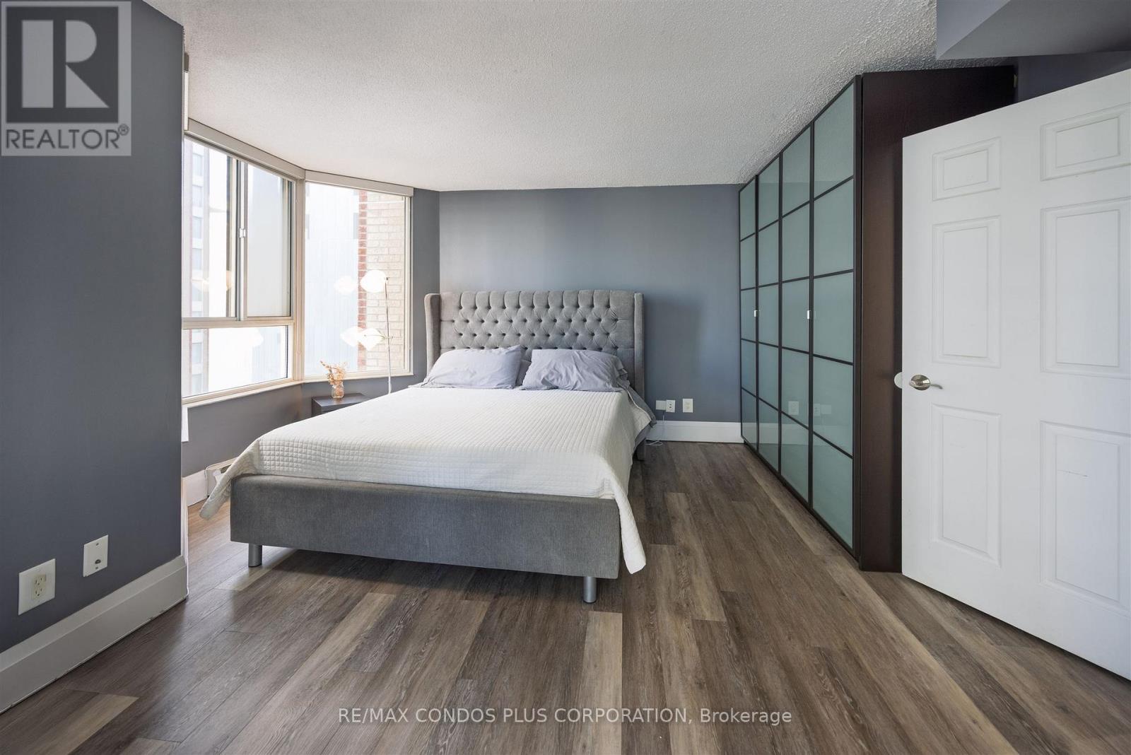 1807 - 55 Centre Avenue, Toronto, Ontario  M5G 1R4 - Photo 19 - C12881918