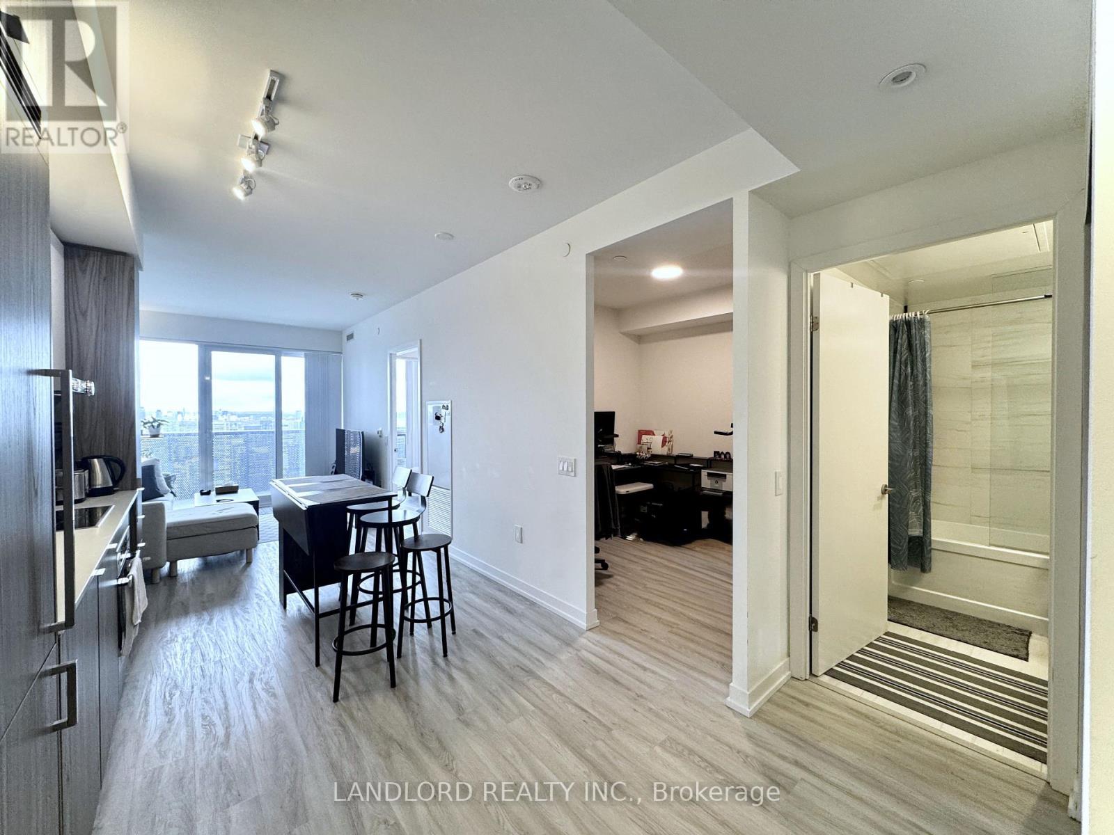 7102 - 55 Cooper Street, Toronto, Ontario  M5E 0G1 - Photo 12 - C12881974