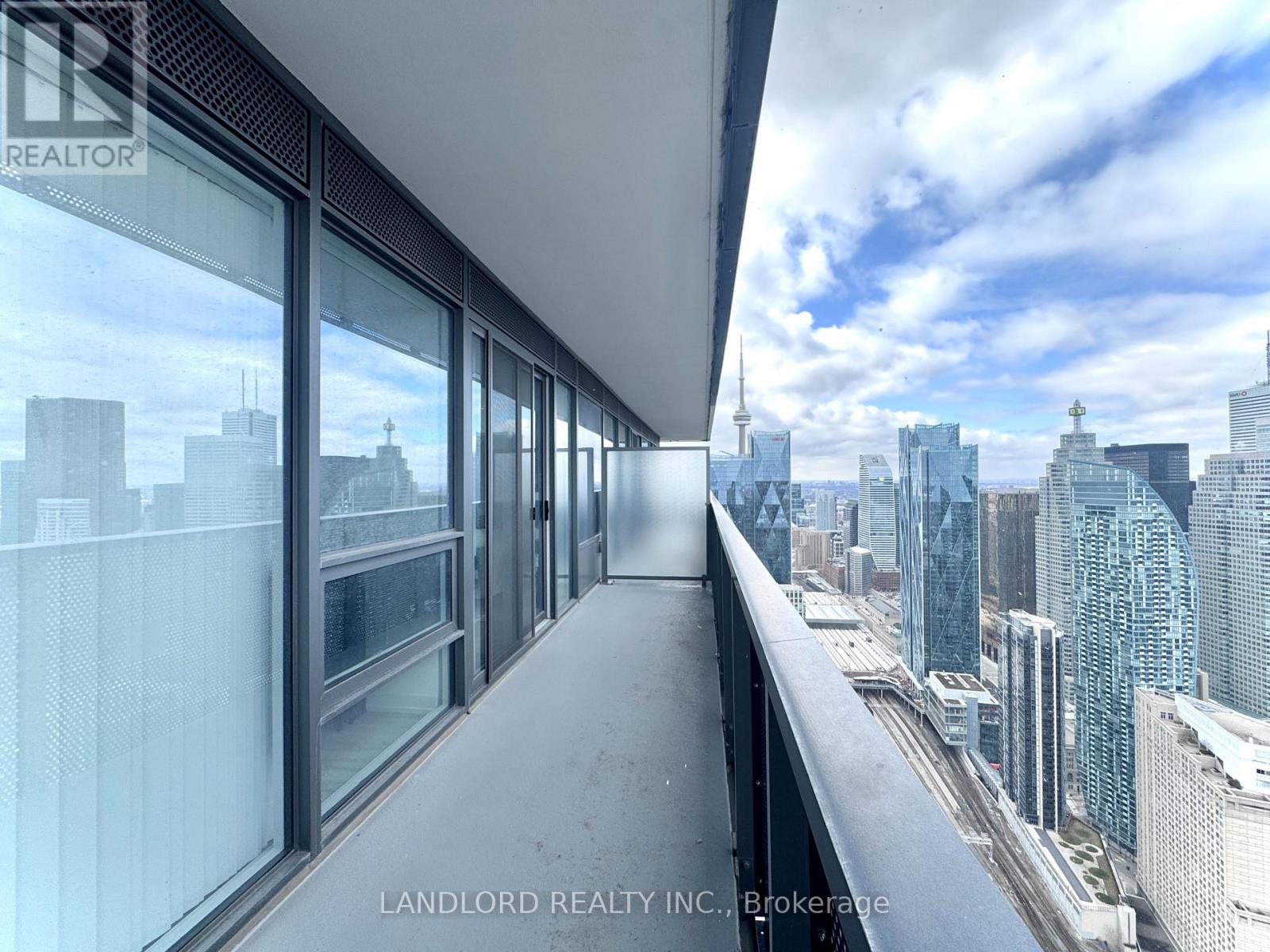 7102 - 55 Cooper Street, Toronto, Ontario  M5E 0G1 - Photo 16 - C12881974