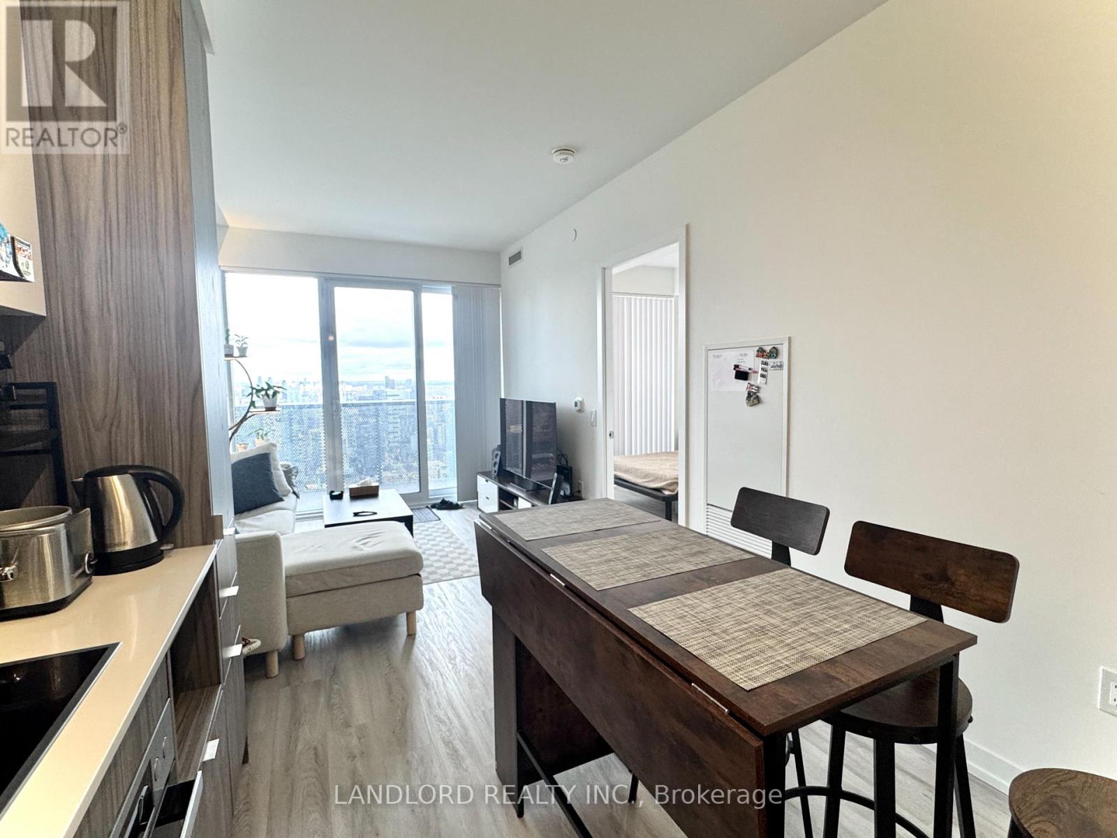 7102 - 55 Cooper Street, Toronto, Ontario  M5E 0G1 - Photo 4 - C12881974