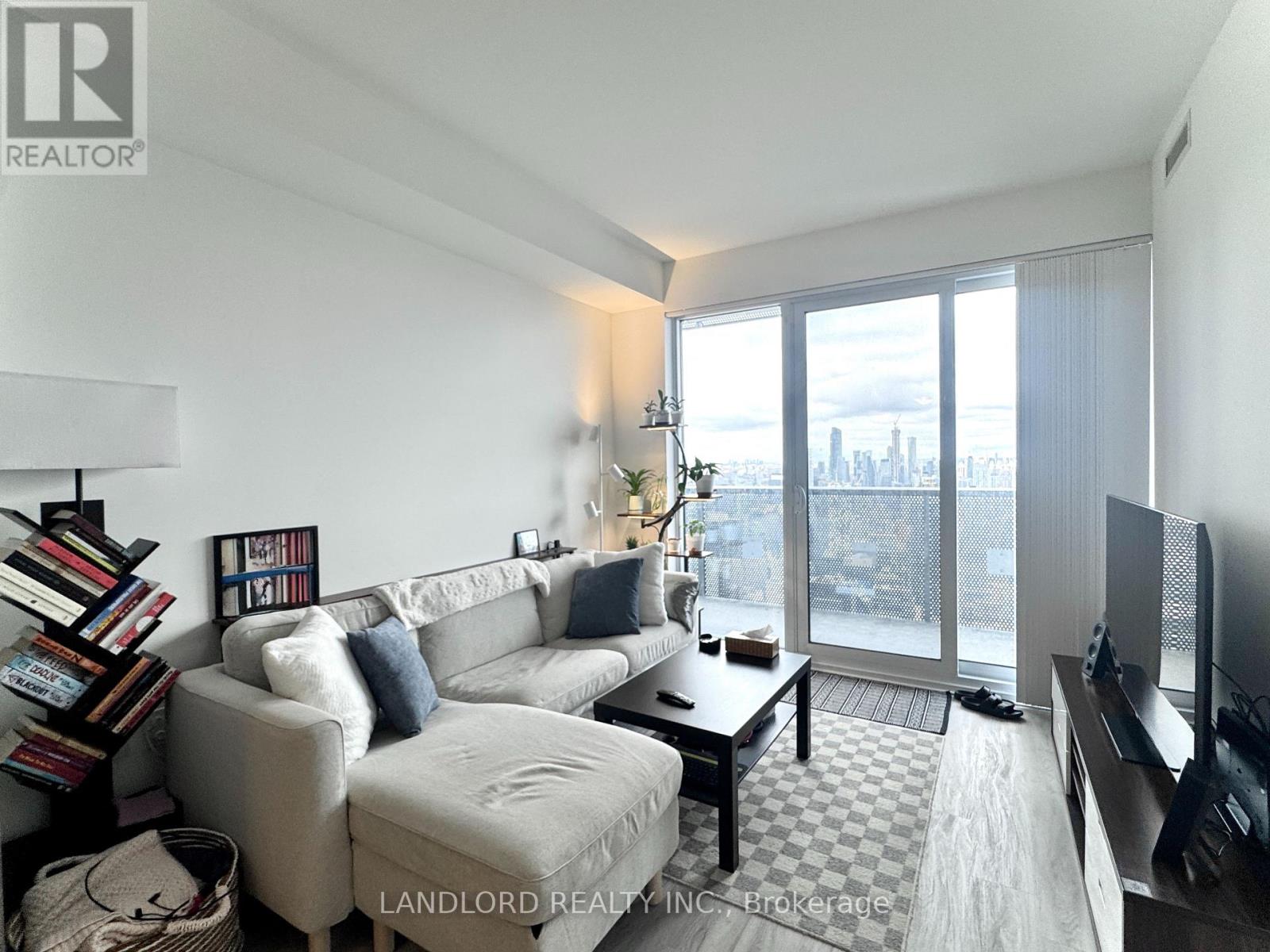 7102 - 55 Cooper Street, Toronto, Ontario  M5E 0G1 - Photo 7 - C12881974