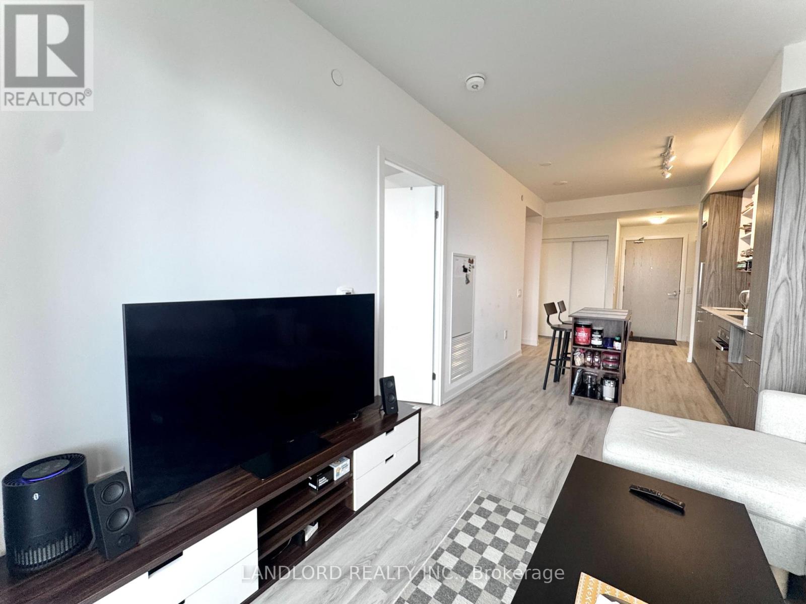 7102 - 55 Cooper Street, Toronto, Ontario  M5E 0G1 - Photo 9 - C12881974