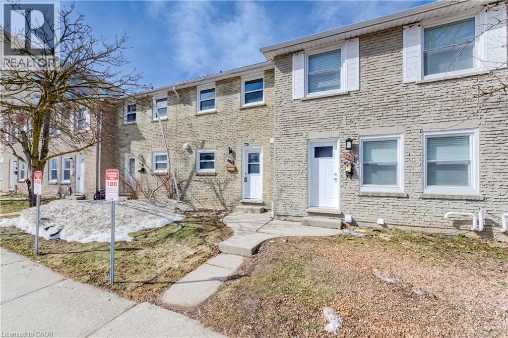 184 Westcourt Place, Waterloo, Ontario  N2L 2R7 - Photo 1 - 40810237