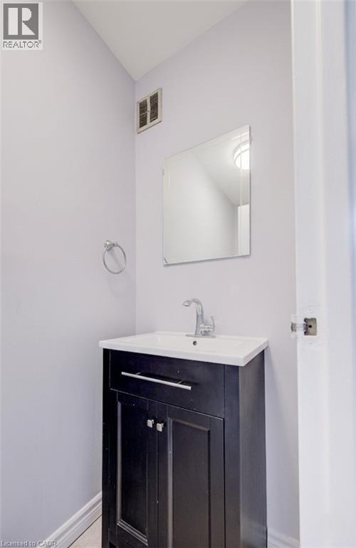 184 Westcourt Place, Waterloo, Ontario  N2L 2R7 - Photo 12 - 40810237