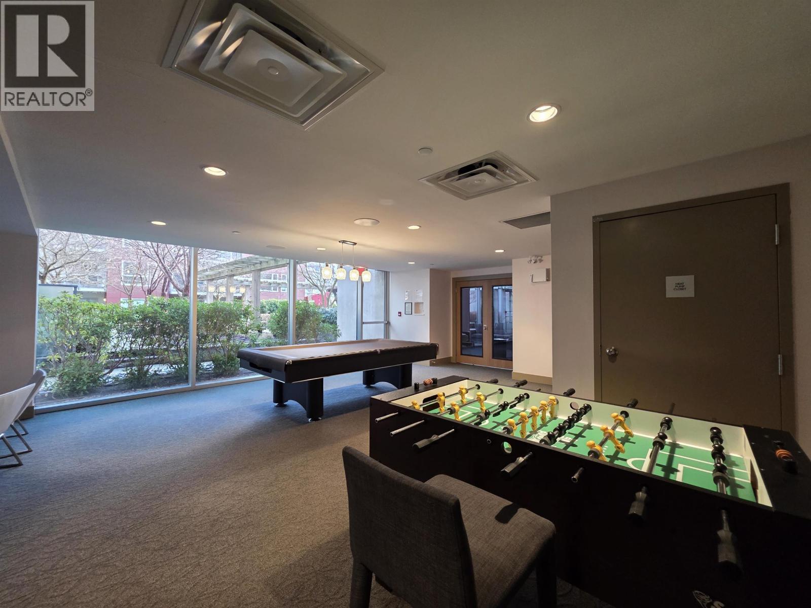 Listing Picture 14 of 17 : 122 5311 CEDARBRIDGE WAY, Richmond / 烈治文 - 魯藝地產 Yvonne Lu Group - MLS Medallion Club Member