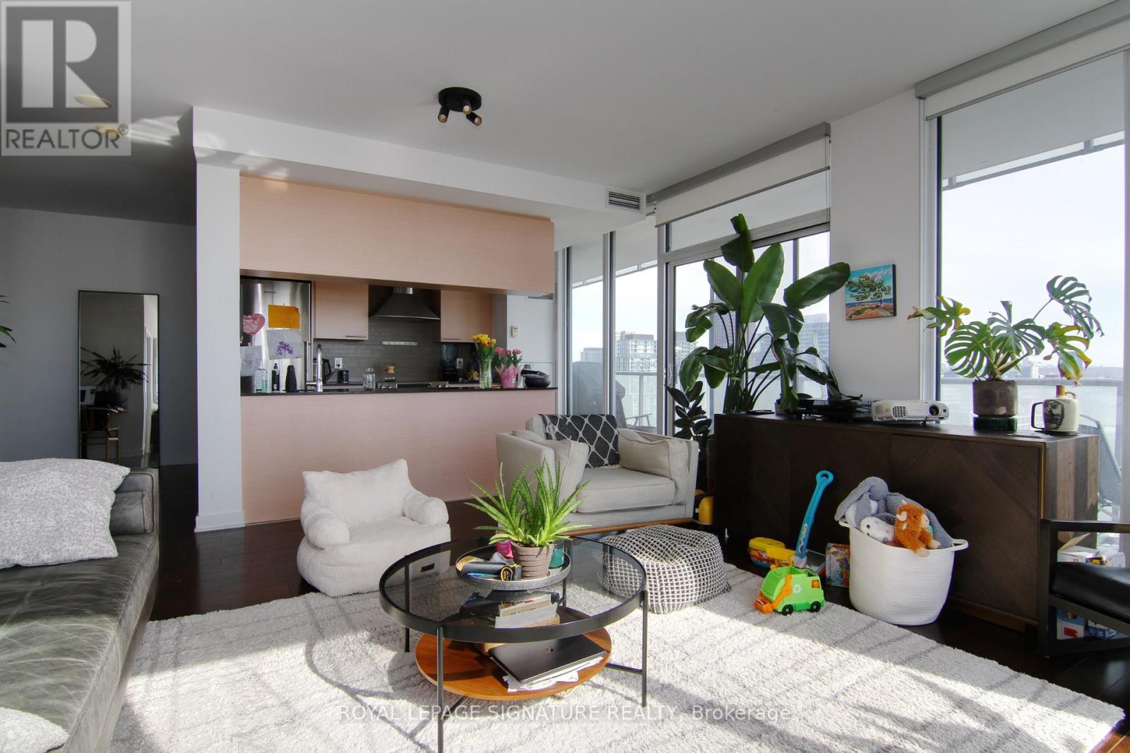 2110 - 1 Market Street, Toronto, Ontario  M5E 0A2 - Photo 4 - C12876794