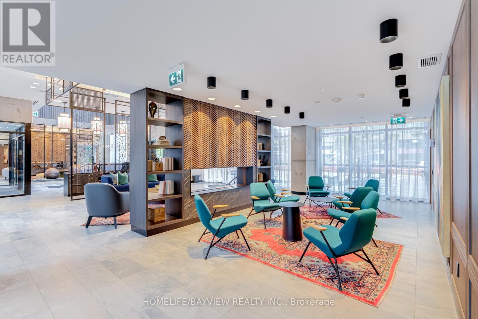 924 - 251 Manitoba Street, Toronto, Ontario M8Y 0C7 - Photo 4 - W12878204